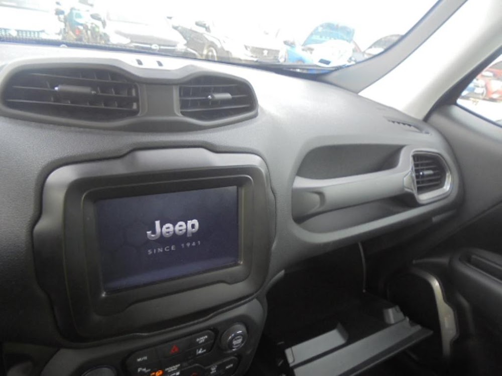 Foto Jeep Renegade 10