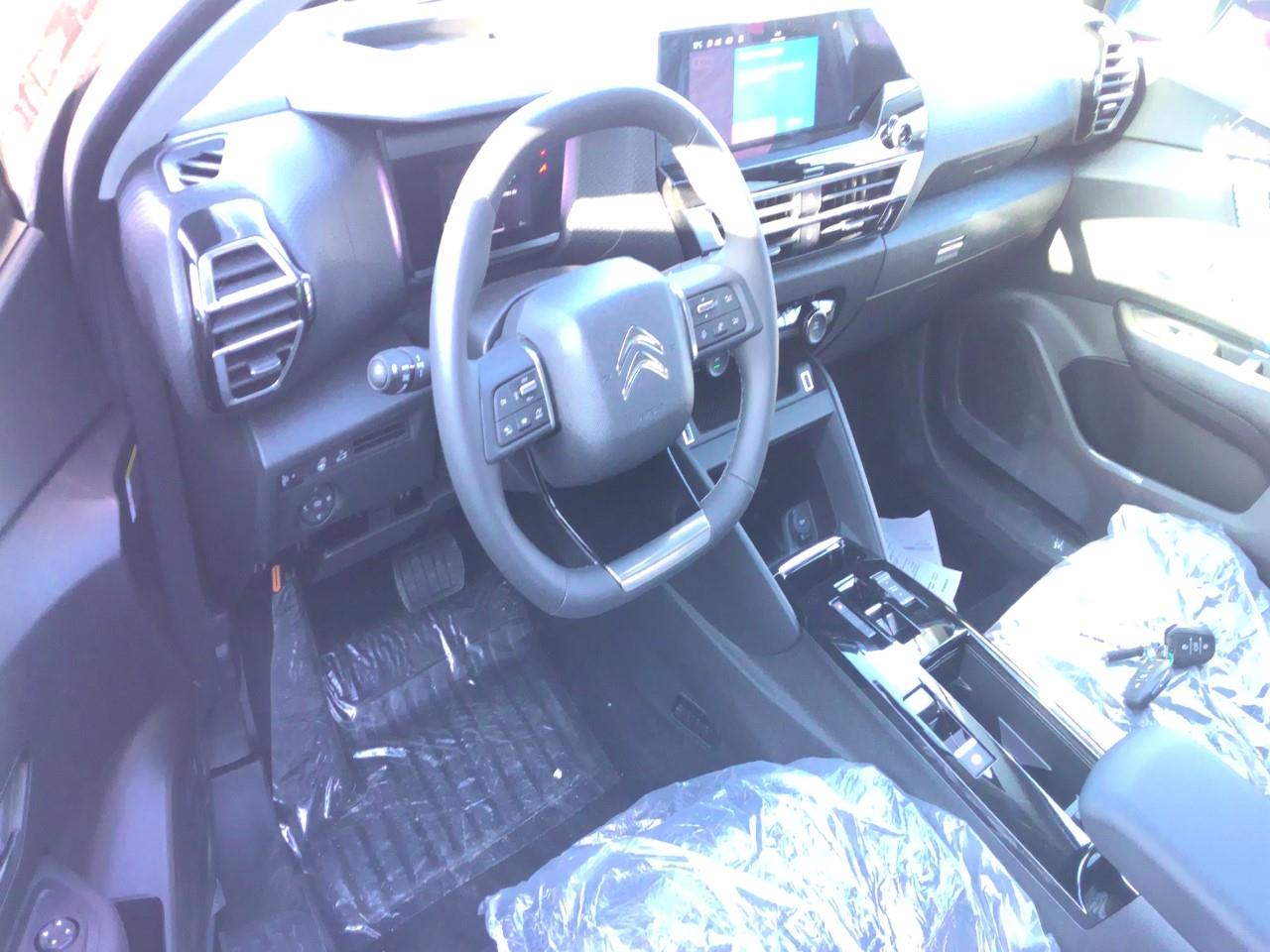 Foto Citroën ë-C4 3