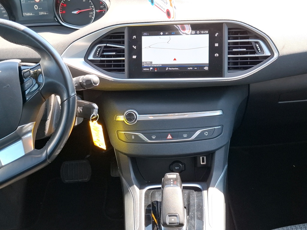 Peugeot 308 BlueHDi 130ch S&S EAT8 Active Business 2021