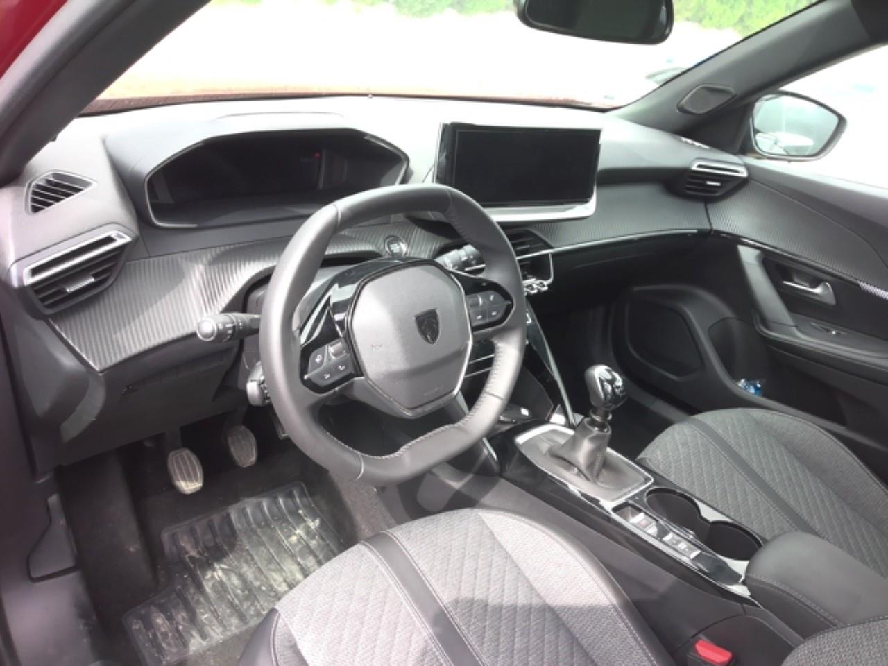 Foto Peugeot 2008 3