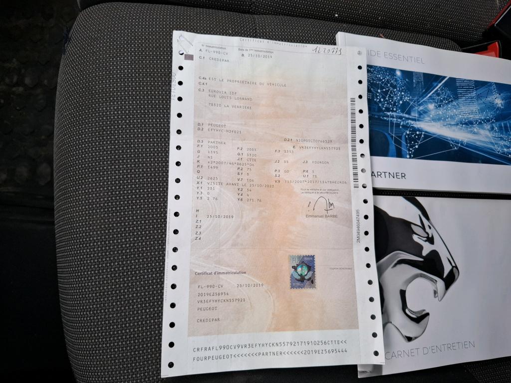 Peugeot PARTNER FOURGON STANDARD 650 KG BLUEHDI 100 S&S BVM5 PREMIUM 2019
