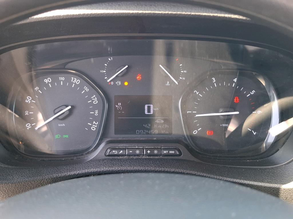 Peugeot EXPERT FGN TOLE STANDARD BLUEHDI 100 S&S BVM6 PREMIUM 2022