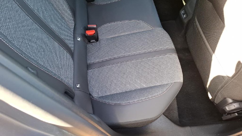 Foto Peugeot 208 13