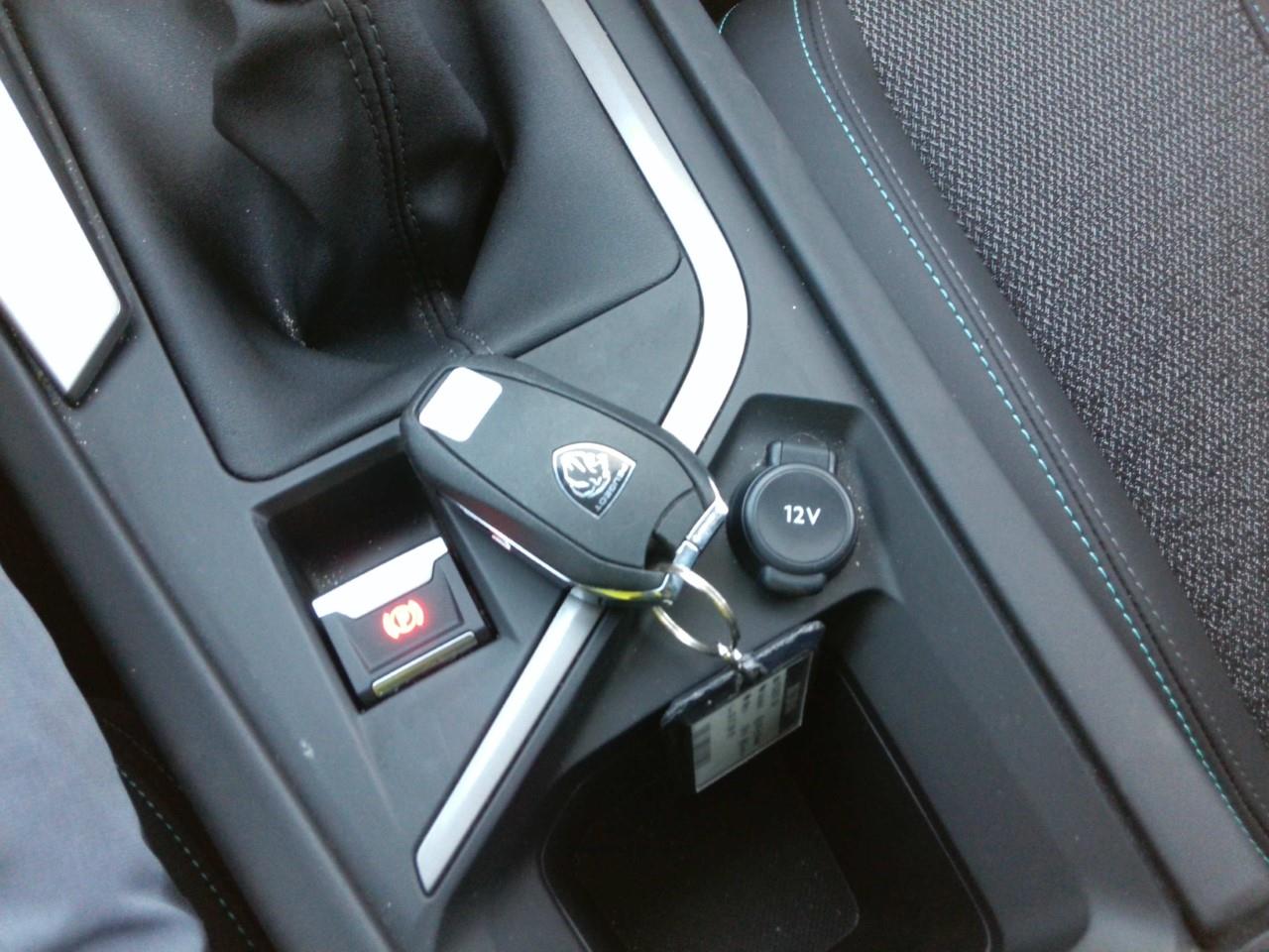 Foto Peugeot 308 8