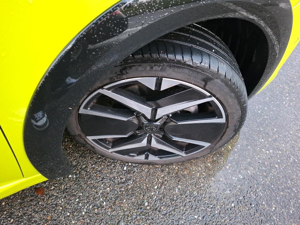 Peugeot 208 PureTech 100 S&S BVM6 GT 2024