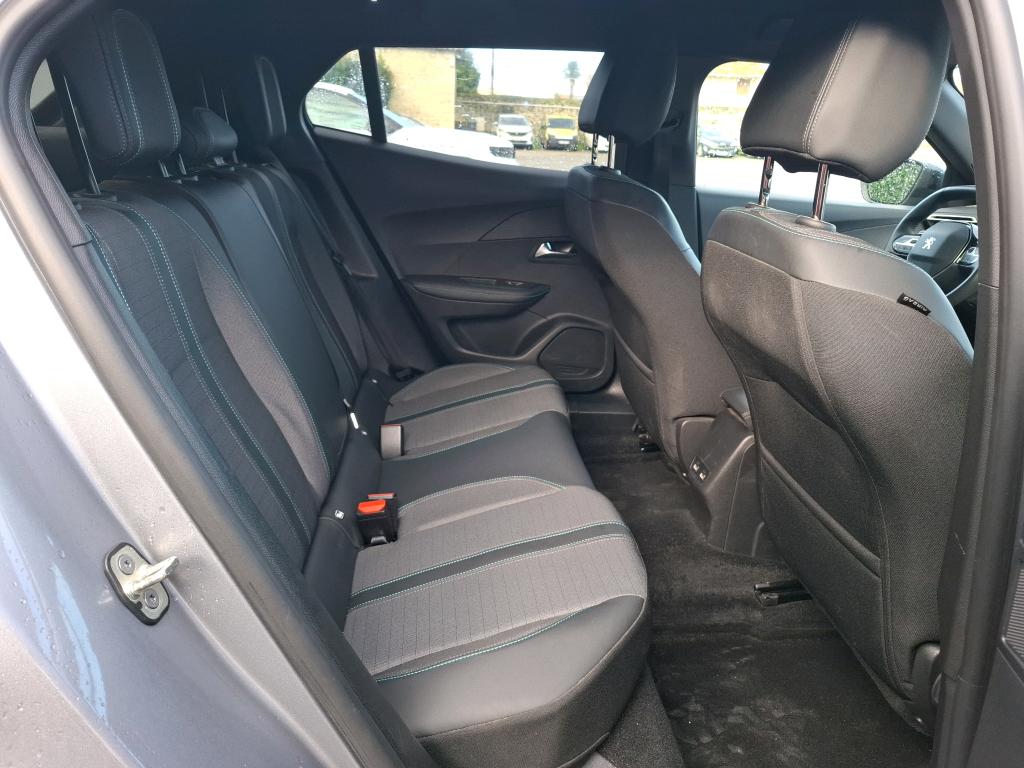 Peugeot 2008 BlueHDi 130 S&S EAT8 Allure 2023