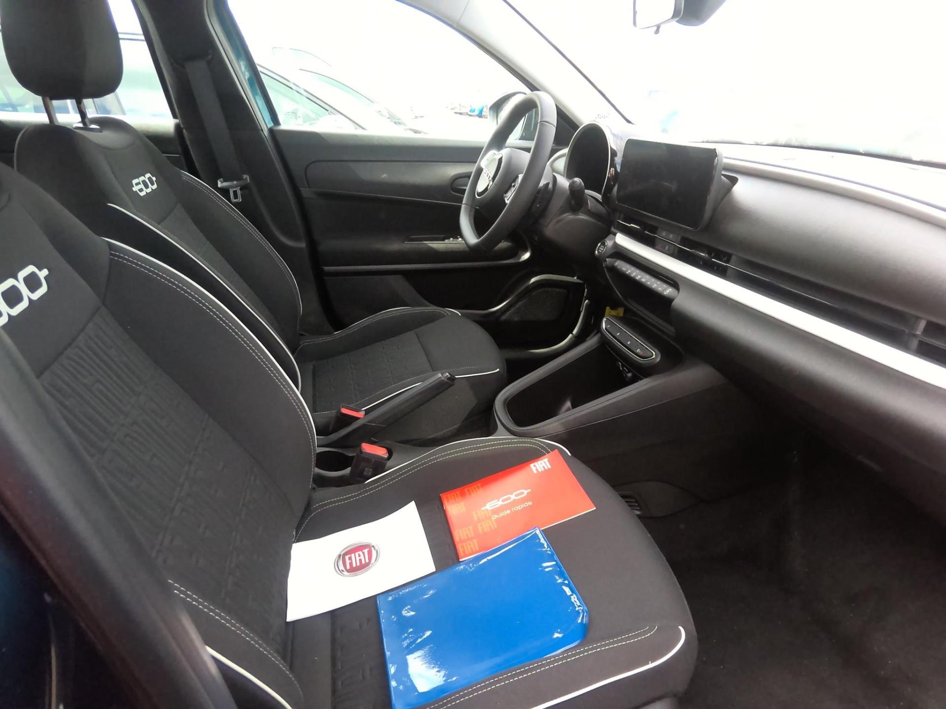 FIAT 600 1.2 Hybrid 100ch DCT6  2024