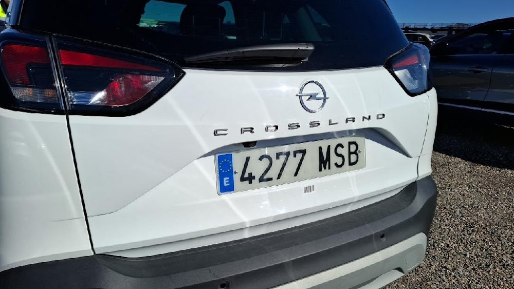Opel CrossLand Crossland Elegance Pack 1.2 GAS MT6 S/S 110cv (81Kw)