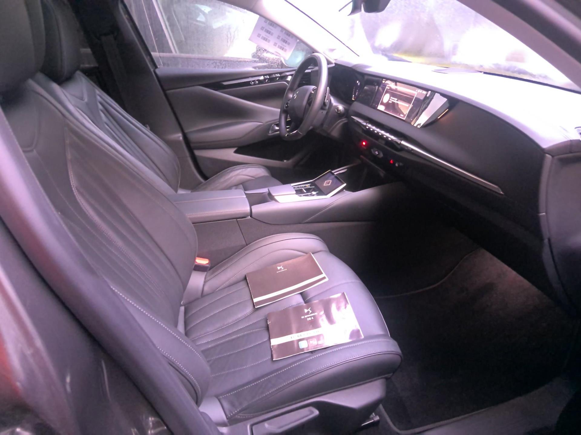 DS DS 4 PureTech 130 EAT8 Cross Rivoli 2023