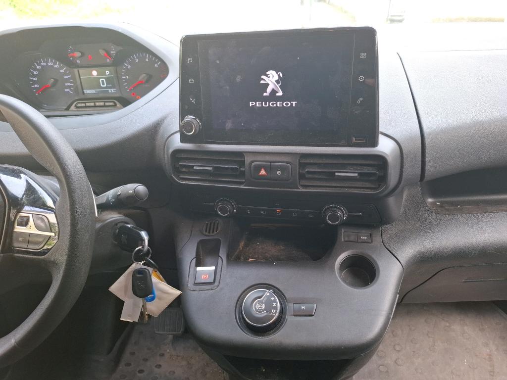 Peugeot PARTNER FOURGON LONG 950 KG BLUEHDI 130 S&S EAT8 ASPHALT 2020