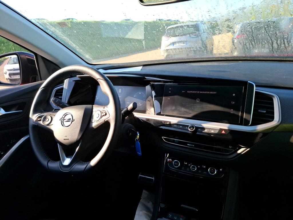 Opel Grandland 1.2 Turbo 130 ch BVA8 Design & Tech 2023