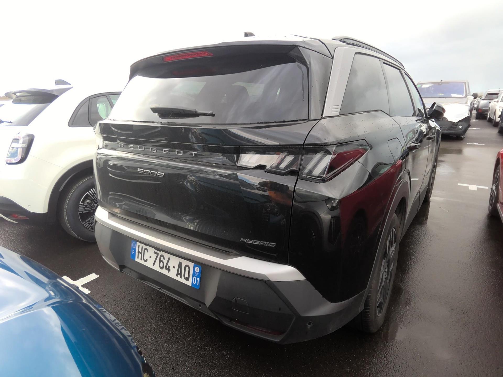 Peugeot 5008 Hybrid 136 e-DCS6 Allure 2025
