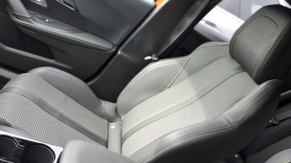 Foto Peugeot 2008 8