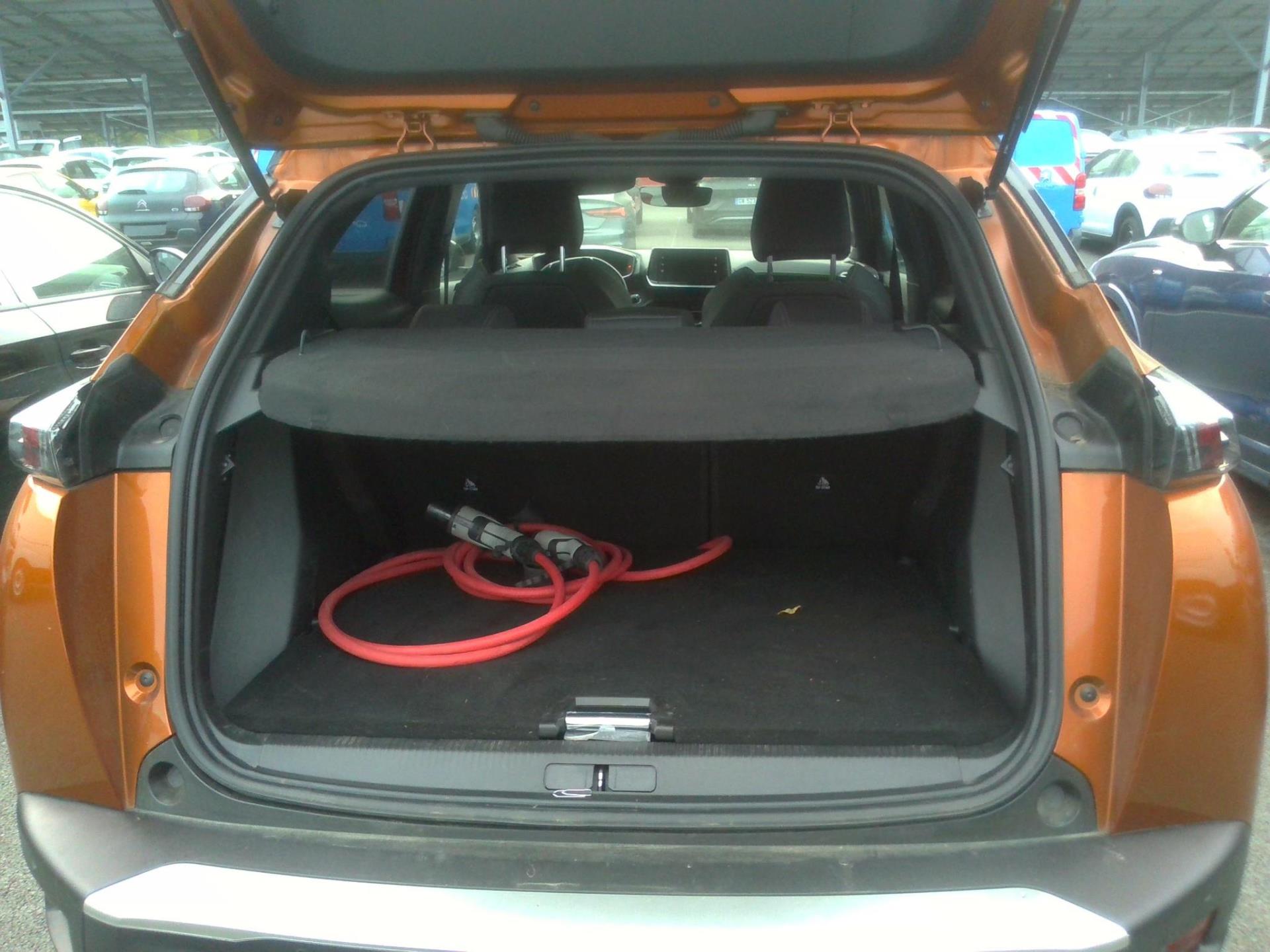 Peugeot 2008 Electrique 136 ch GT 2022