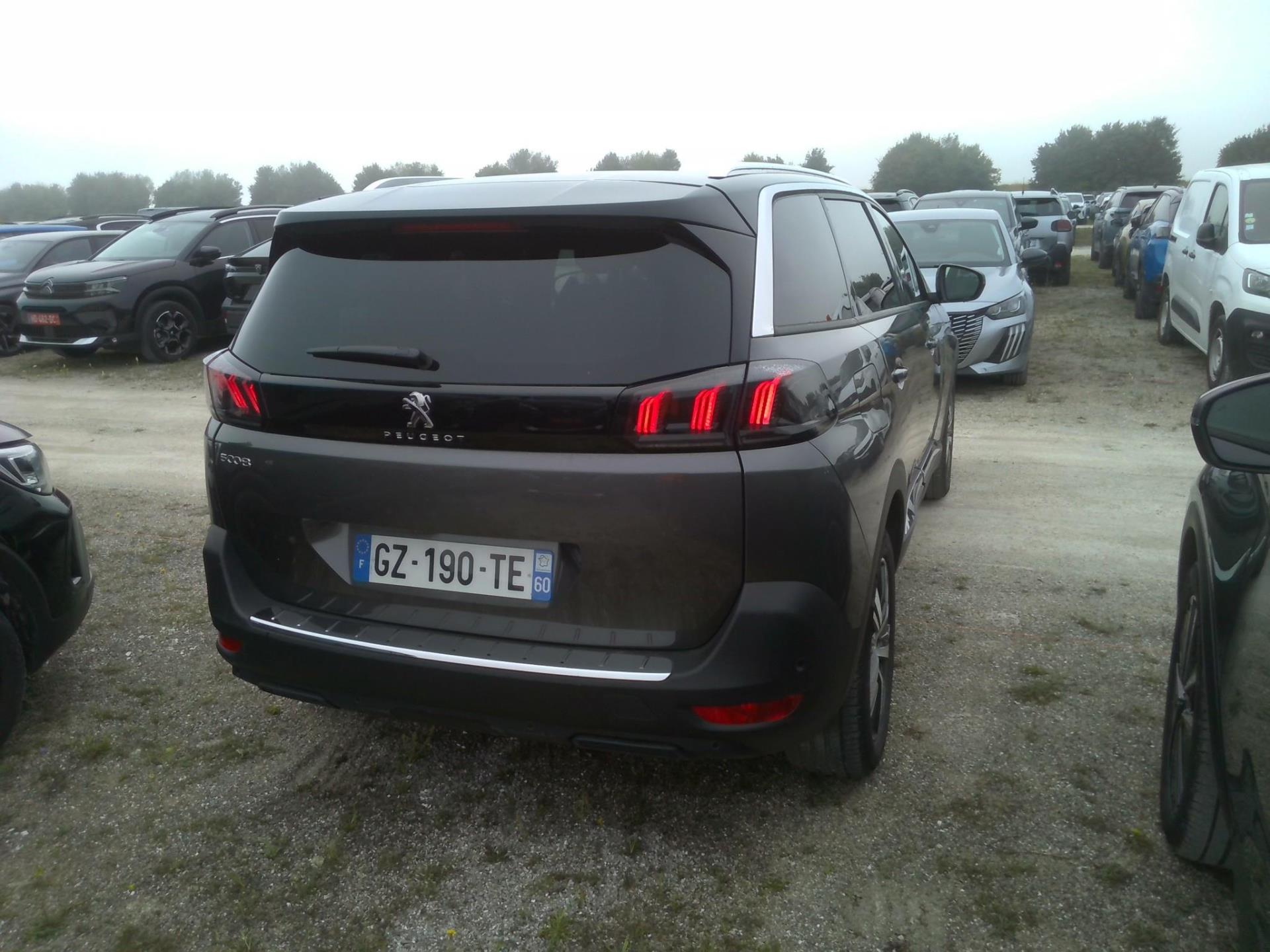 Peugeot 5008 Hybrid 136 e-DCS6 Allure Pack 2024