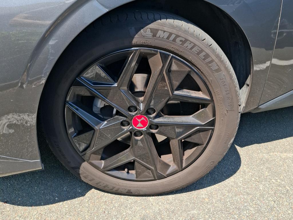 DS DS 4 BlueHDi 130 EAT8 Performance Line 2024