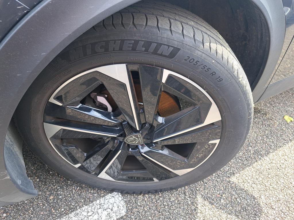 Peugeot 408 PureTech 130 ch S&S EAT8 Allure Pack 2023