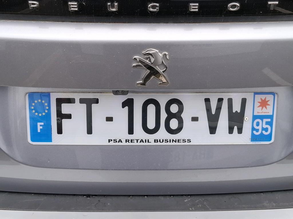 Peugeot 2008 BlueHDi 130 S&S EAT8 Allure Business 2020