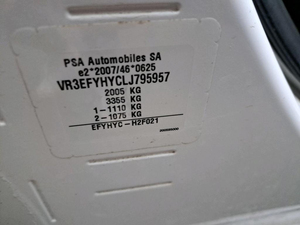 Peugeot PARTNER FOURGON STANDARD 650 KG BLUEHDI 100 S&S BVM5 PREMIUM 2020