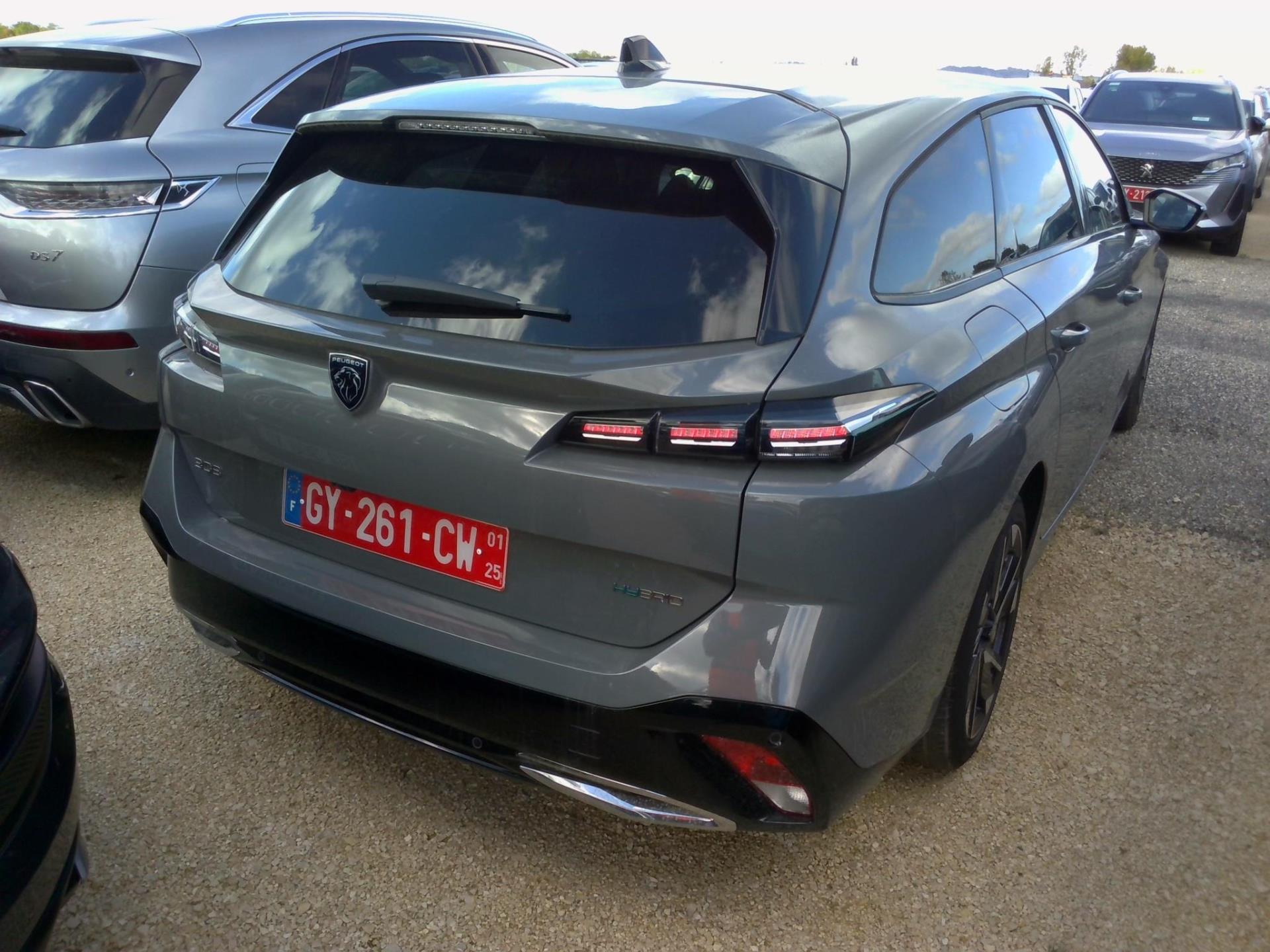 Peugeot 308 SW PHEV 180 e-EAT8 Allure 2024