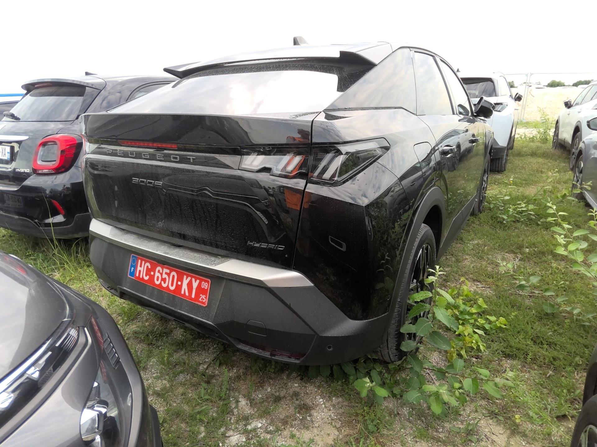 Peugeot 3008 Hybrid 136 e-DCS6 Allure 2025