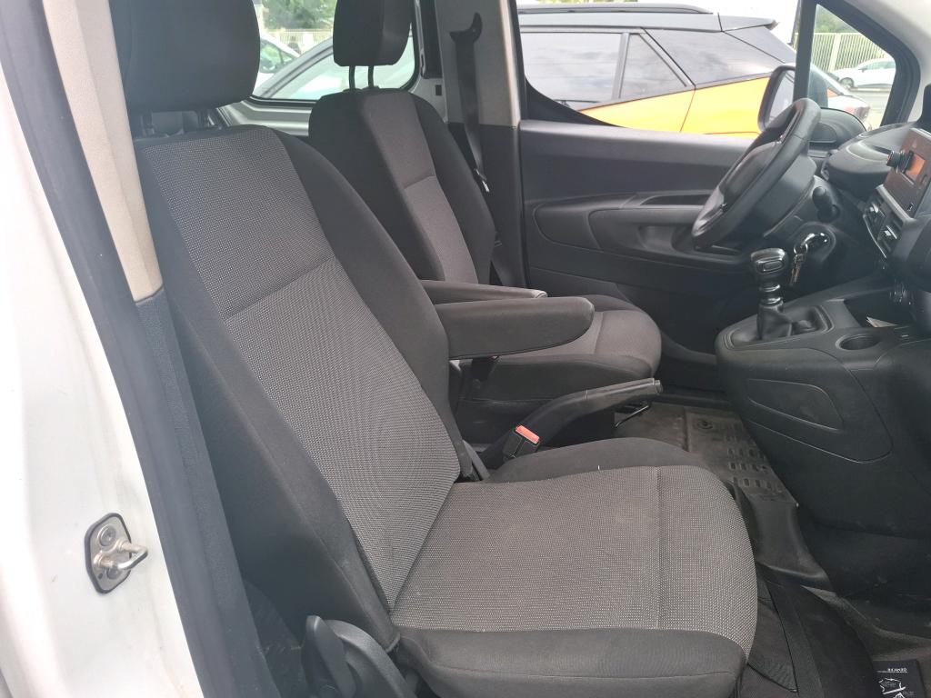 Peugeot PARTNER CA BLUEHDI 130 S&S BVM6  2020
