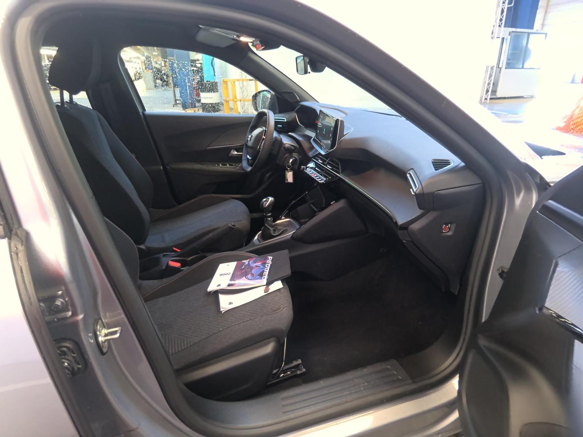 Peugeot 2008 100 S&S BVM6 Style 2025