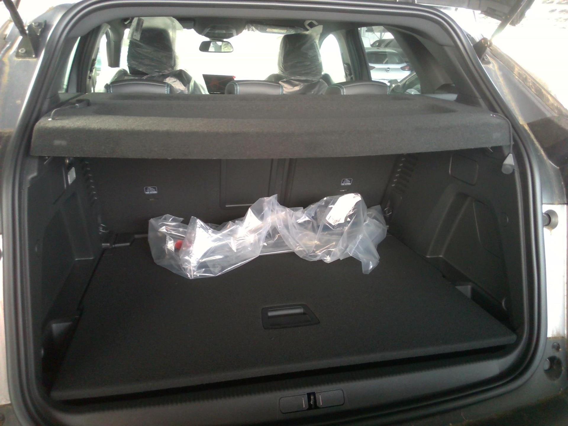 Peugeot 3008 BlueHDi 130ch S&S EAT8 Allure Pack 2024