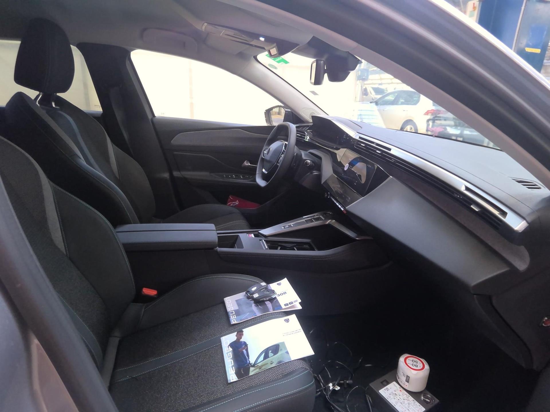 Peugeot 308 SW PHEV 180 e-EAT8 Allure 2024
