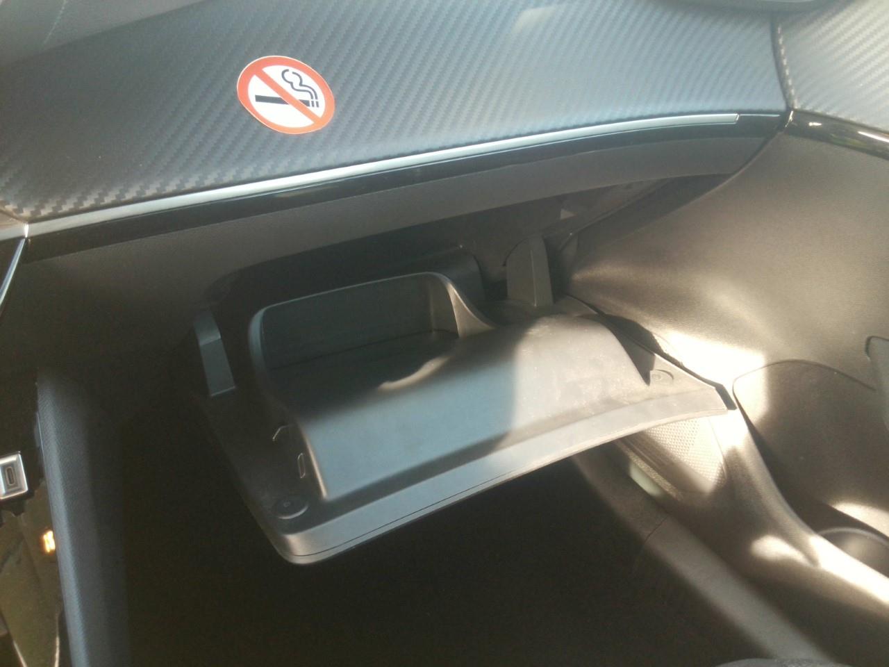 Foto Peugeot 208 9