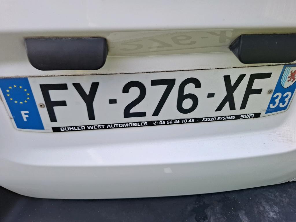 Peugeot EXPERT FGN TOLE STANDARD BLUEHDI 120 S&S EAT8 PREMIUM 2021
