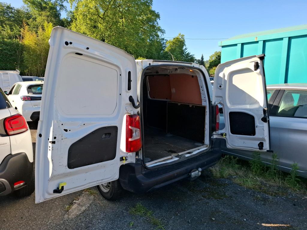 Peugeot PARTNER FOURGON STANDARD 650 KG BLUEHDI 100 S&S BVM6 ASPHALT 2021