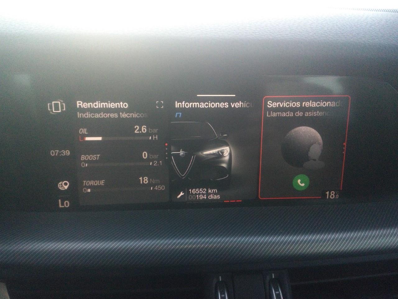 Foto Alfa Romeo Stelvio 8