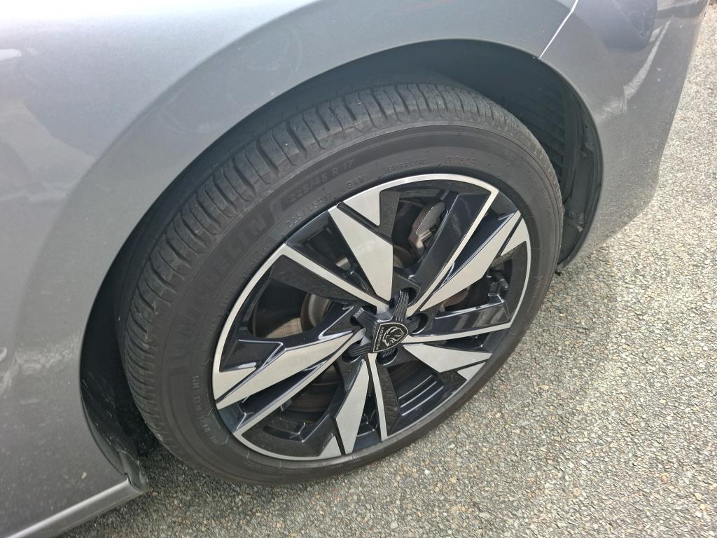 Peugeot 308 PHEV 180 e-EAT8 Active Pack 2022