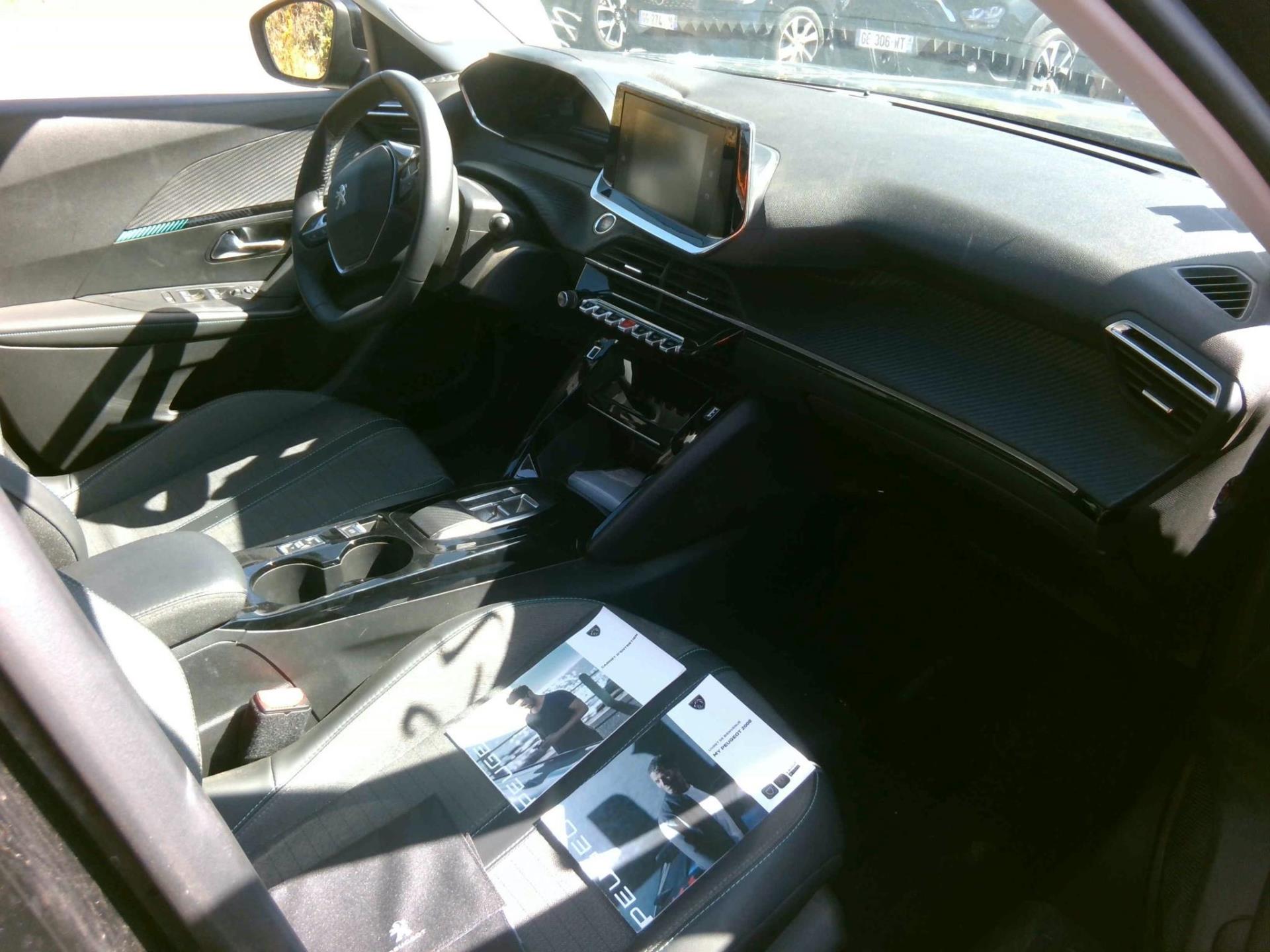 Peugeot 2008 Electrique 136 ch Allure 2022