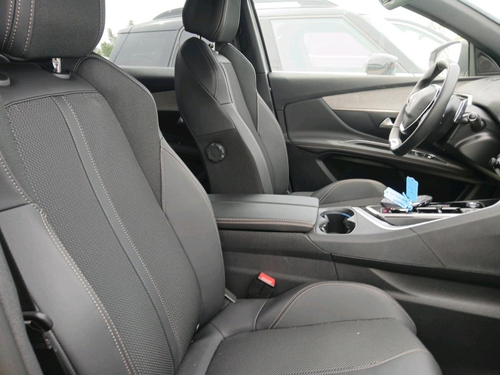 Peugeot 3008 Hybrid 225 e-EAT8 GT 2023