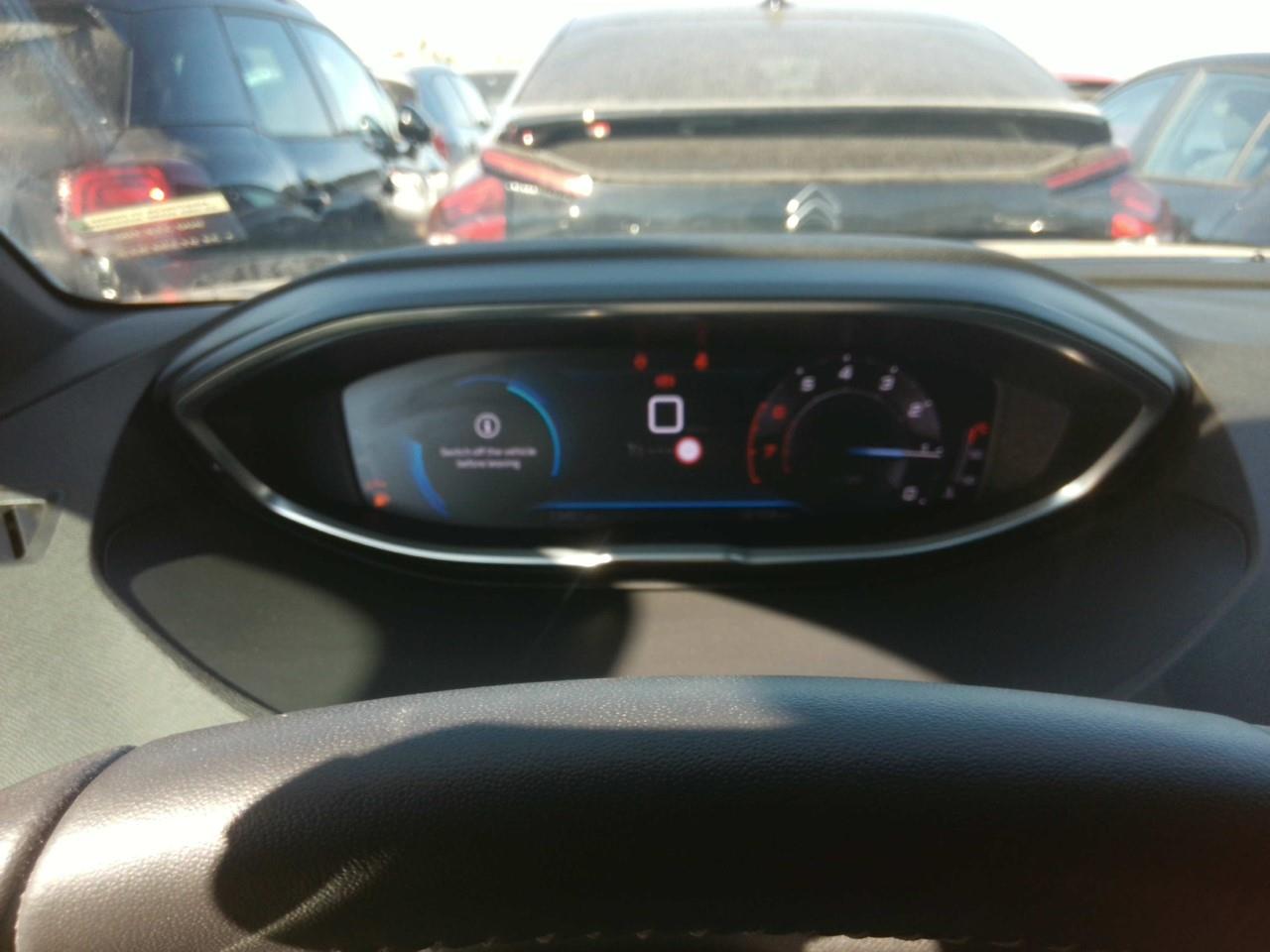 Foto Peugeot 3008 5