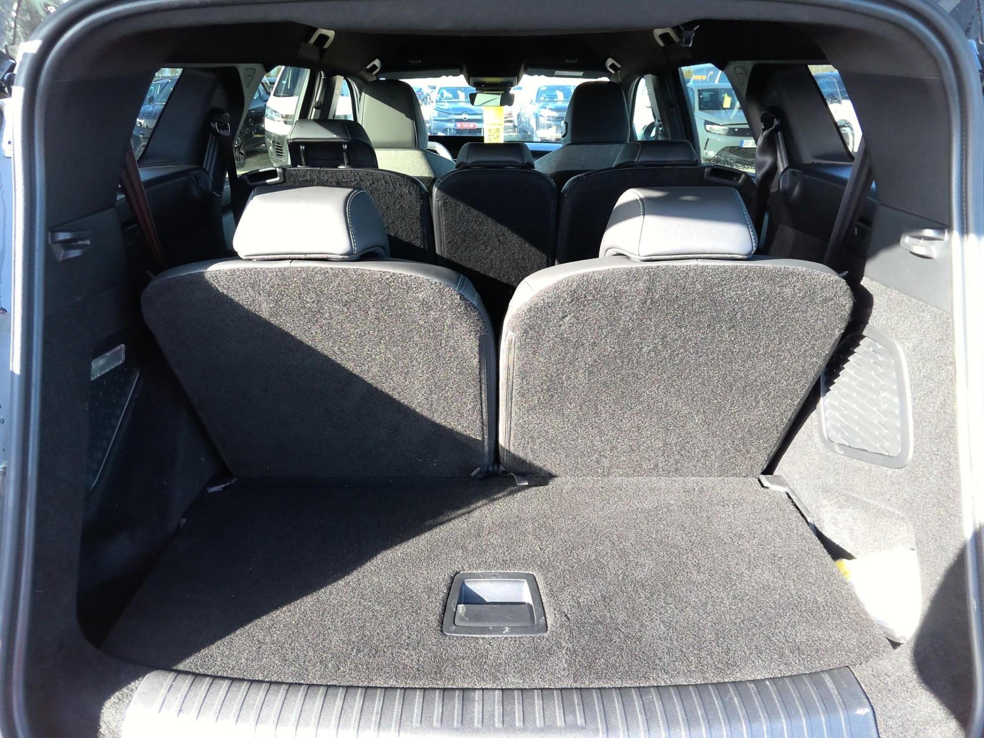 Peugeot 5008 Hybrid 145 ch e-DCS6 GT 2025