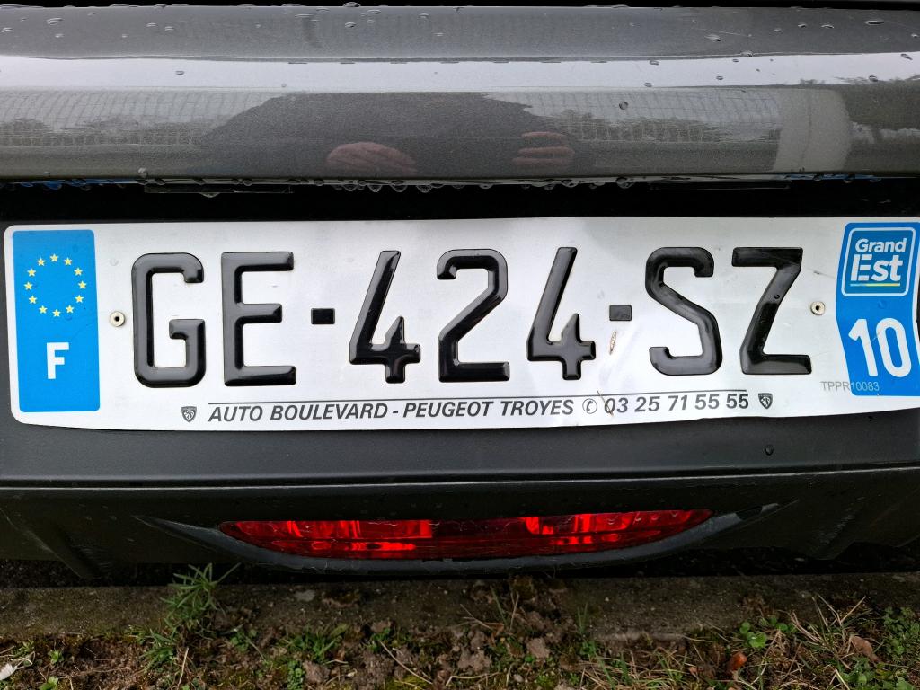 Peugeot 208 BlueHDi 100 S&S BVM6 Style 2022