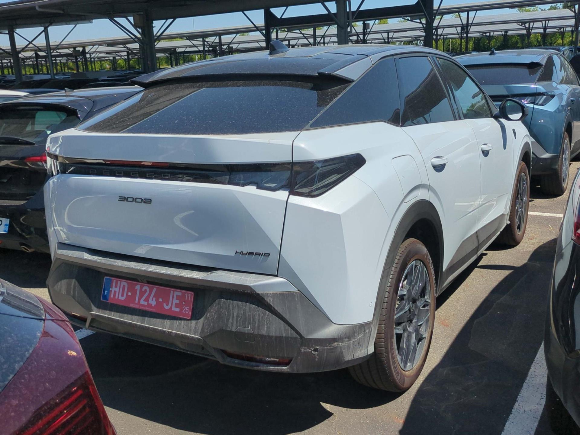 Peugeot 3008 Hybrid 145 e-DCS6 GT 2025