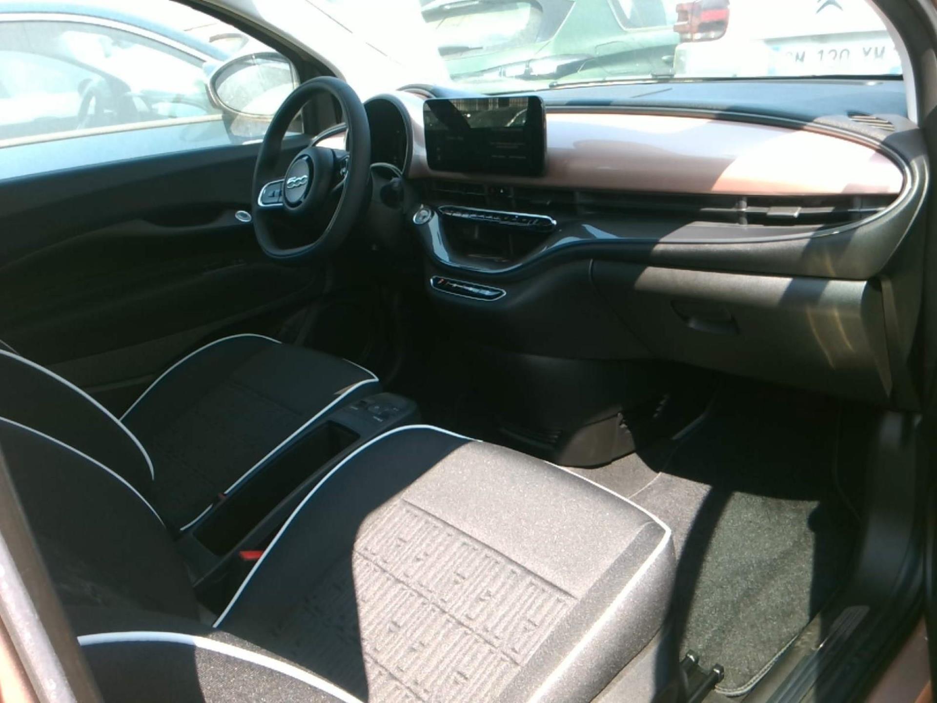 FIAT 500C e 118 ch Nouvelle 500 2023