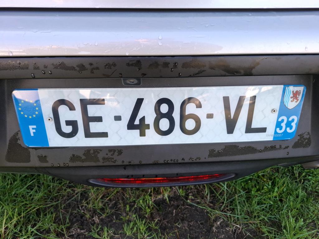 DS DS3 Crossback BlueHDi 130 EAT8 Performance Line+ 2022