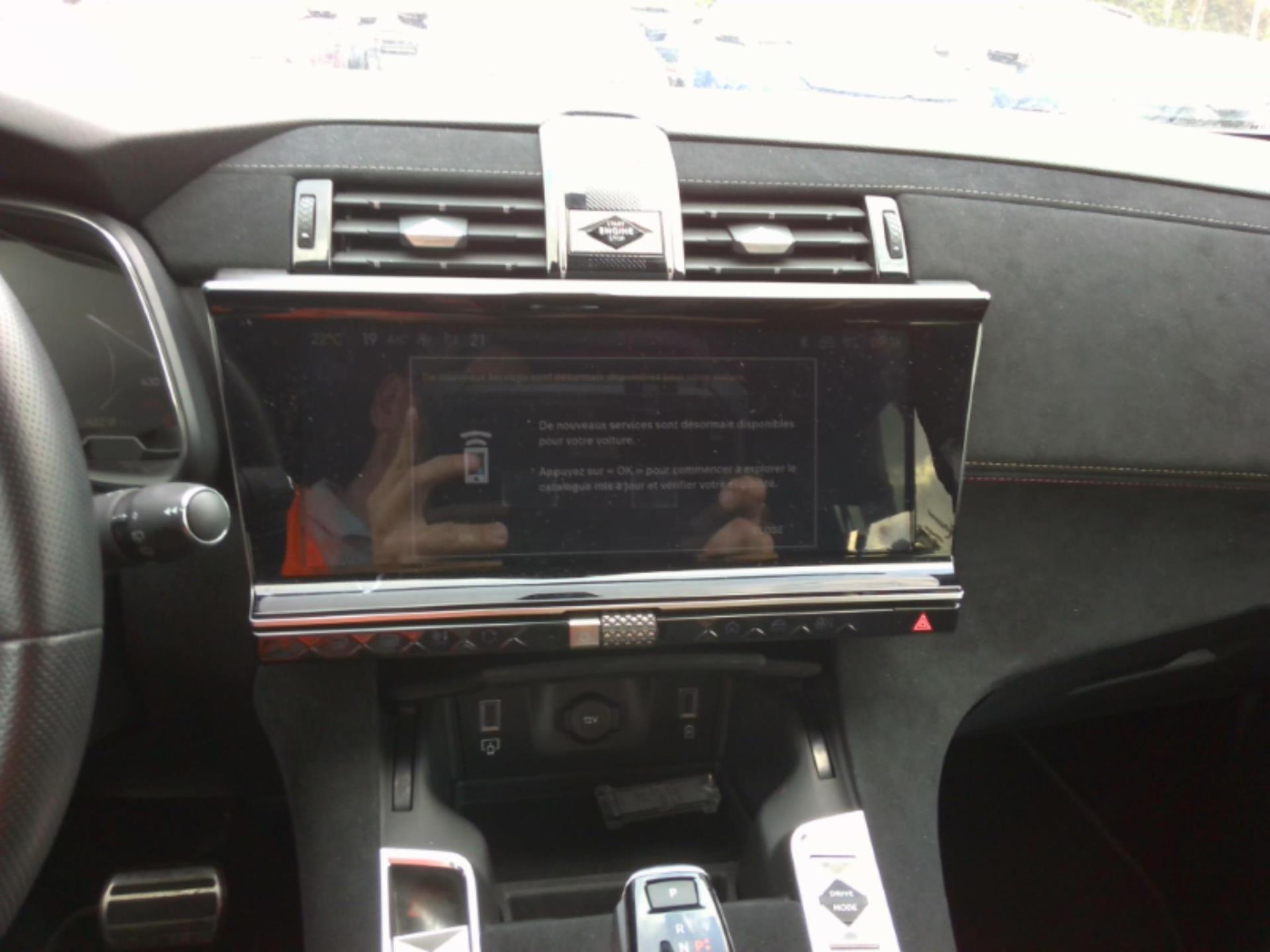 DS DS 7 Hybride Rechargeable E-Tense 225 EAT8 Performance Line 2023