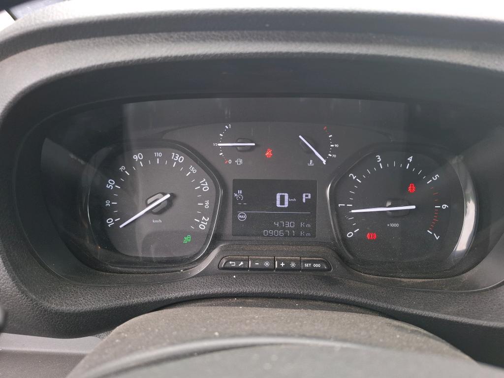 Peugeot EXPERT FGN TOLE STANDARD 2.0  BLUEHDI 120 S&S EAT8 ASPHALT 2021