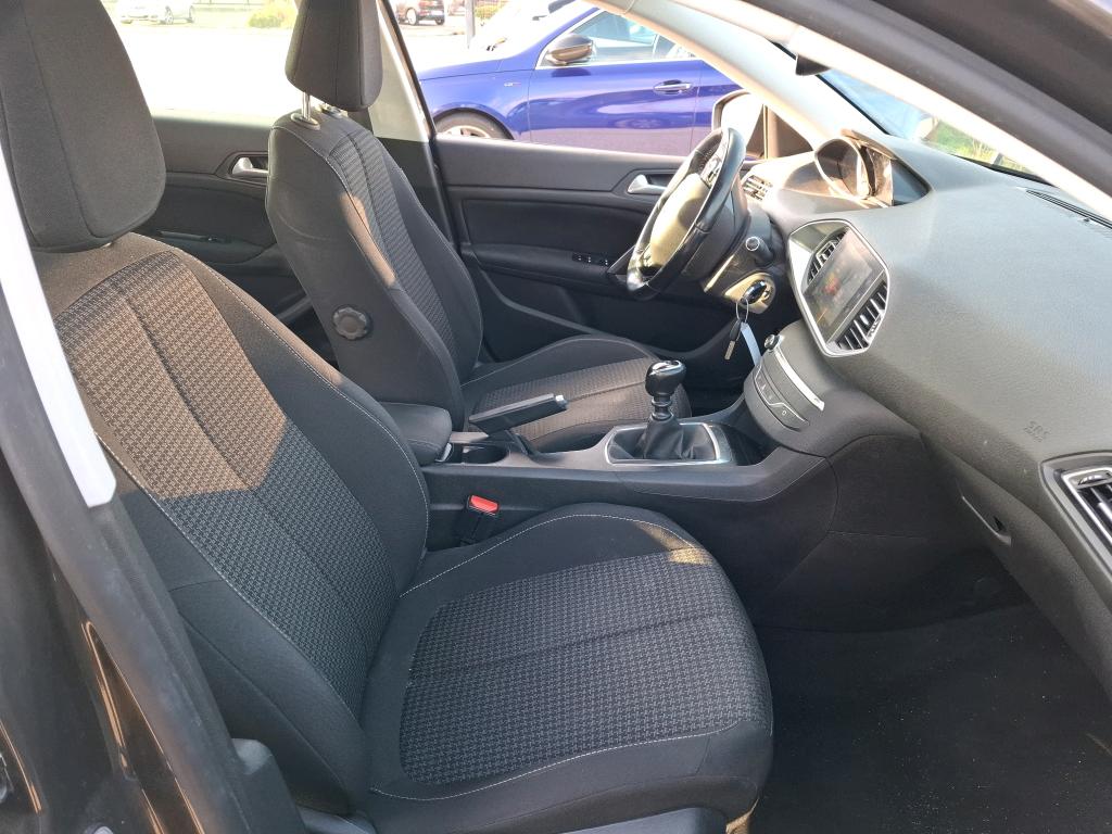 Peugeot 308 BlueHDi 100ch S&S BVM6 Active Business 2020