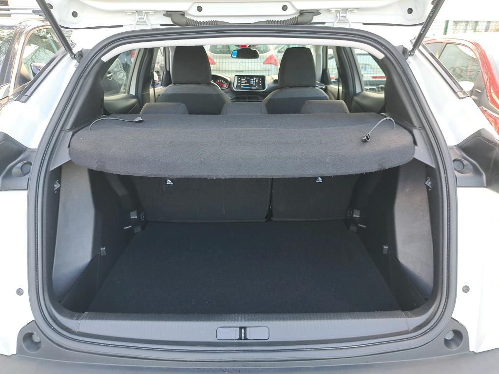 Peugeot 2008 PureTech 130 S&S EAT8 Active Business 2021