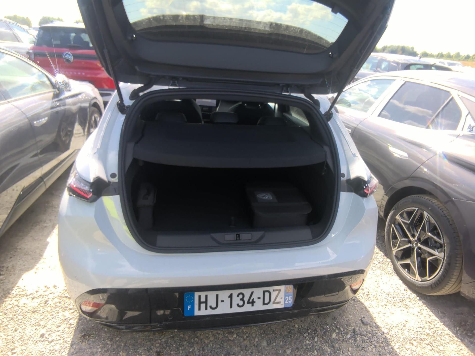 Peugeot 308 Plug-in Hybrid 195 ch e-DCS7 GT 2026