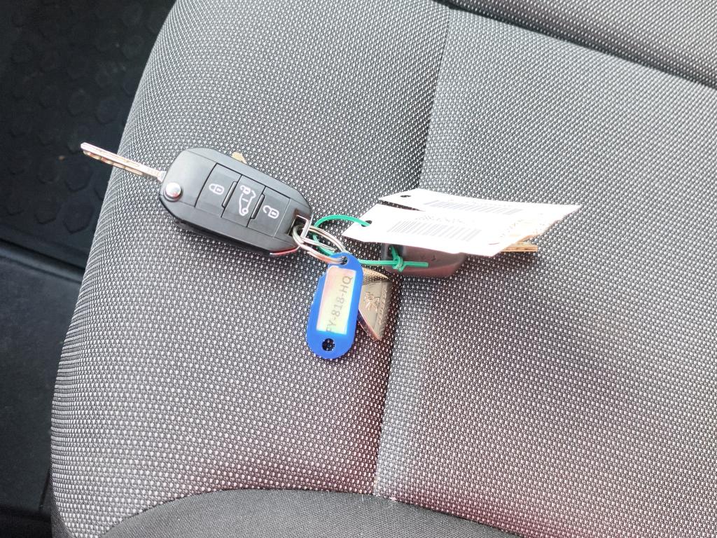 Peugeot PARTNER FOURGON LONG 950 KG BLUEHDI 100 S&S BVM5 PREMIUM 2021