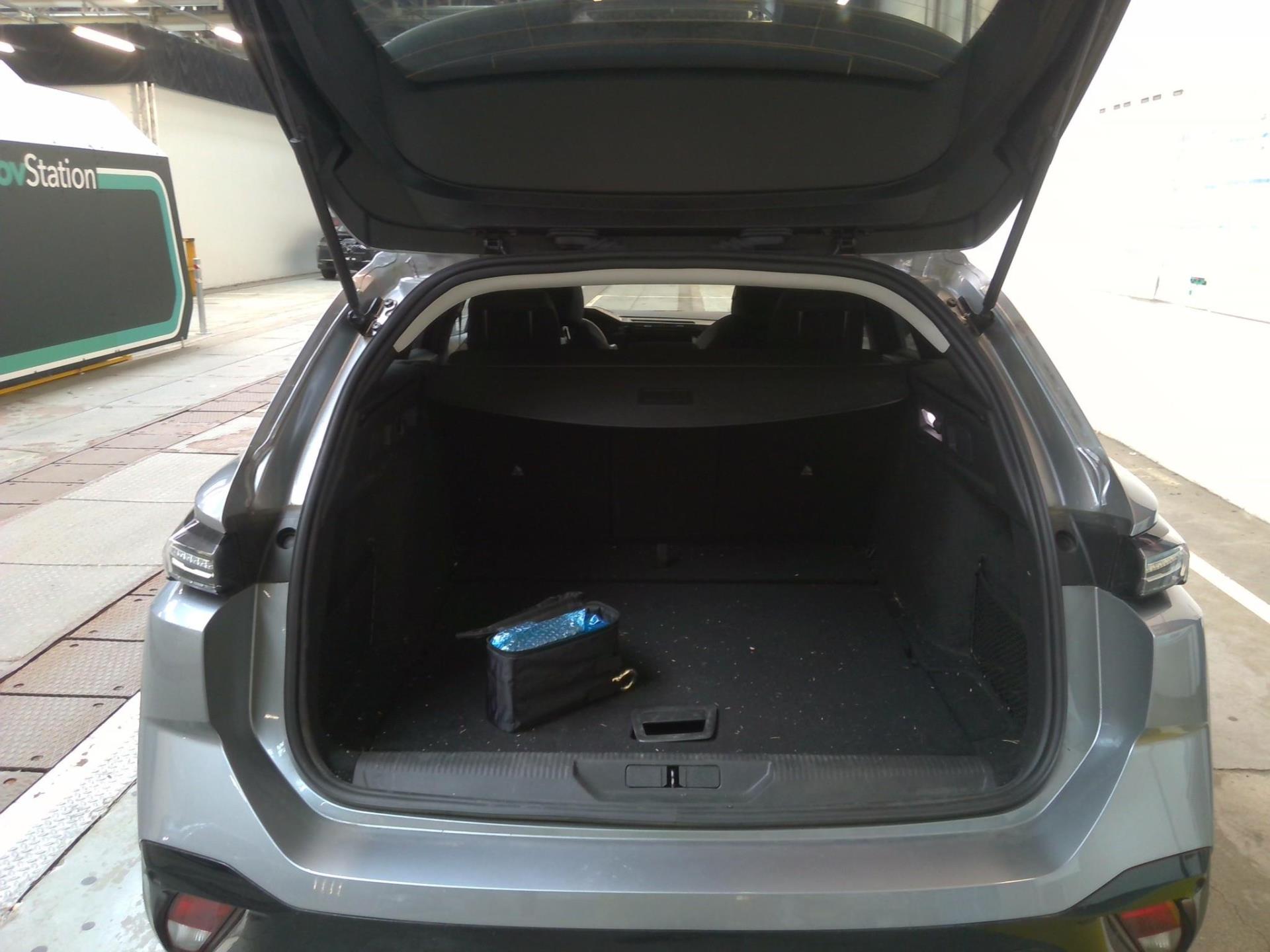 Peugeot 308 SW BlueHDi 130ch S&S EAT8 Allure 2024