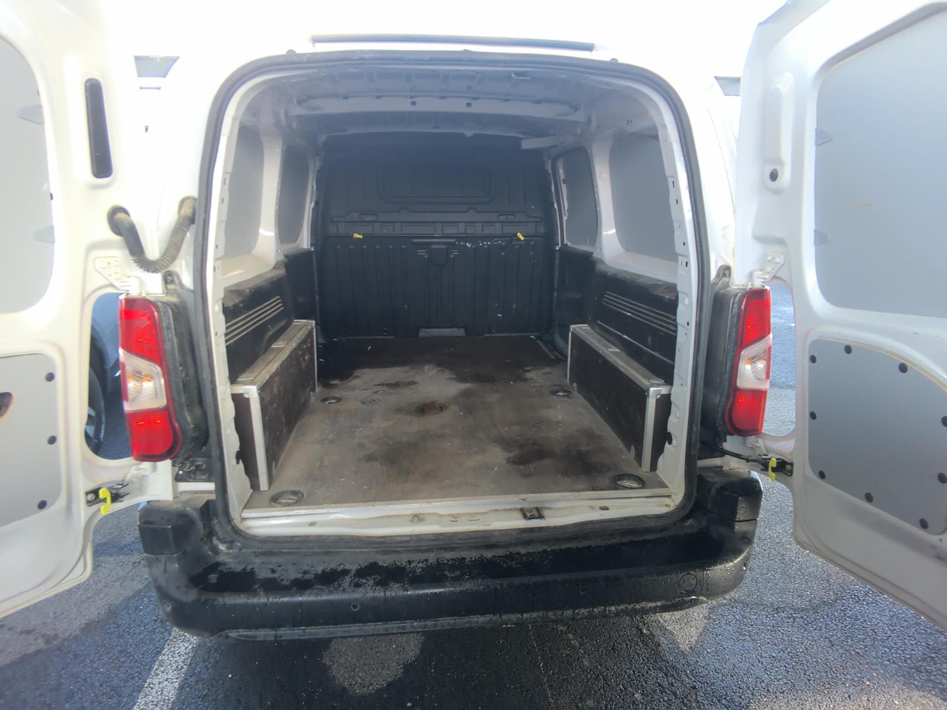 Peugeot PARTNER FOURGON XL 950 KG BLUEHDI 100 S&S BVM6  2024